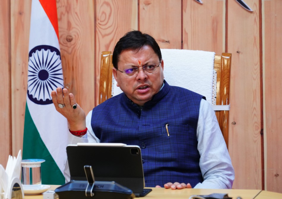 मुख्यमंत्री ने दिए सारकोट की तर्ज पर प्रत्येक जिले में दो-दो आदर्श गांव बनाने के निर्देश