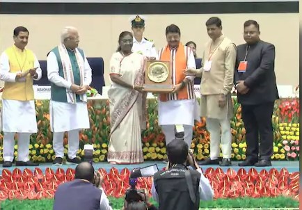 देशभर में स्वच्छता की मिसाल बना इंदौर, लगातार आठवीं बार मिली नंबर-1 रैंकिंग