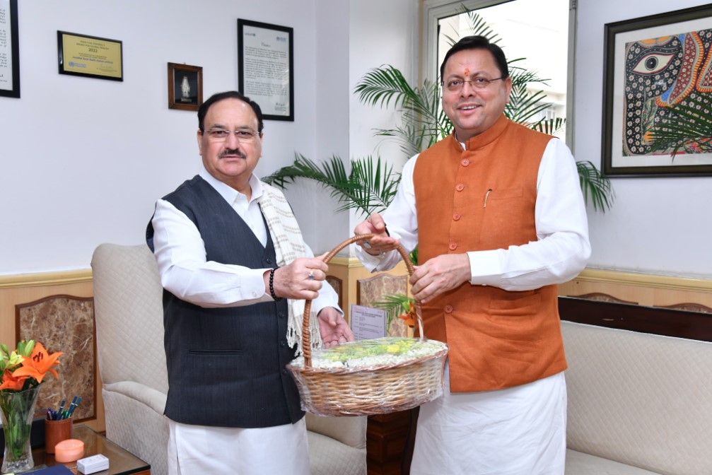 मुख्यमंत्री धामी ने केंद्रीय स्वास्थ्य मंत्री नड्डा से की मुलाकात