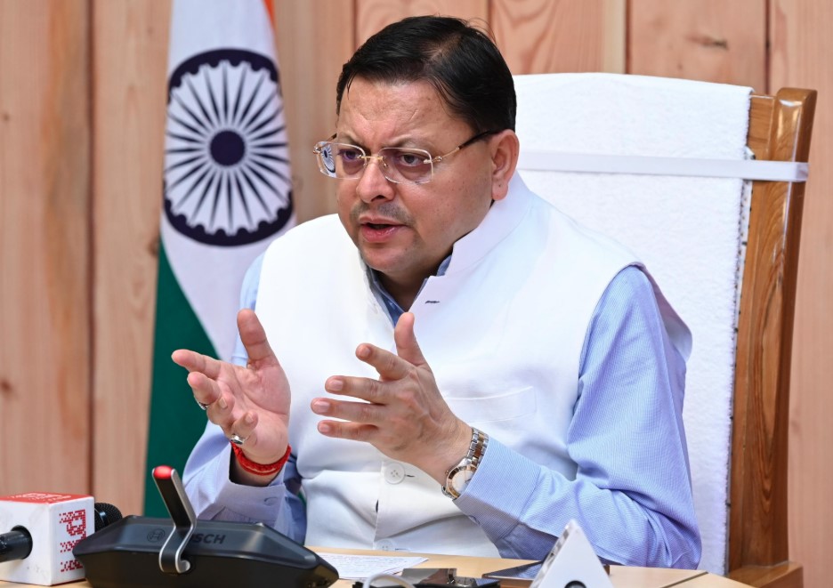 सीएम पुष्कर सिंह धामी का सख्त रूख, भ्रष्टाचारियों के खिलाफ विजिलेंस को दी खुली छूट