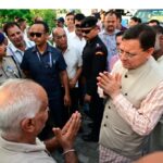 मुख्यमंत्री धामी ने खटीमा में जनता से मुलाकात कर सुनी उनकी समस्याएं