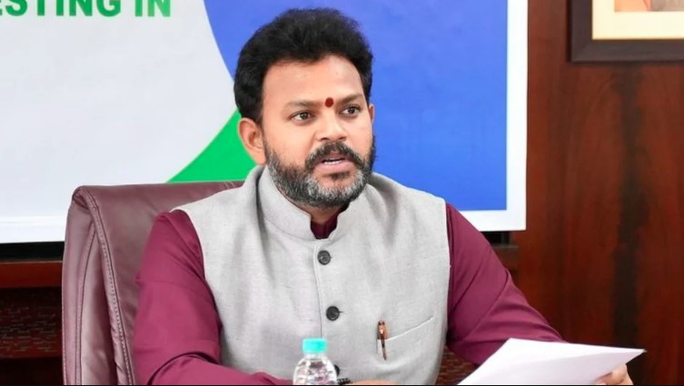 सरकार हादसे की हर बारीकी से जांच कर रही है- नागरिक उड्डयन मंत्री