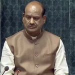 हंगामे में डूबा मानसून सत्र, लोकसभा अध्यक्ष ने सांसदों को लगाई फटकार