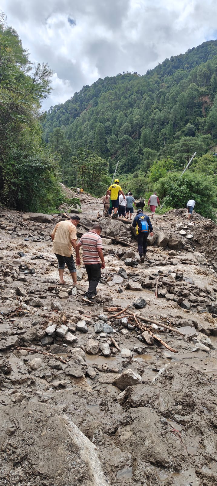 भूस्खलन की बढ़ती घटनाओं से निपटने के लिए उत्तराखंड के चार जिलों में लगेगा अर्ली वार्निंग सिस्टम