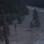 तेलगाड में बोल्डरों की बौछार, भागीरथी का प्रवाह रुका – भय और दहशत में लोग