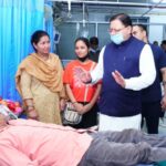 सीएम धामी ने  पत्रकार मोहन भुलानी से अस्पताल में की मुलाकात, स्वास्थ्य लाभ की कामना