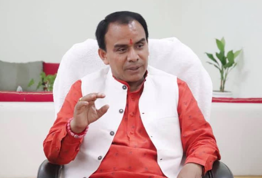 स्वास्थ्य विभाग में 300 चिकित्सकों की और होगी भर्तीः डाॅ. धन सिंह रावत