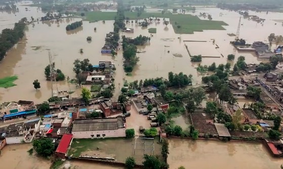 पंजाब में तबाही मचाती बाढ़, 1500 गांव प्रभावित – अमृतसर के सीमांत गांवों में बर्बादी का मंजर