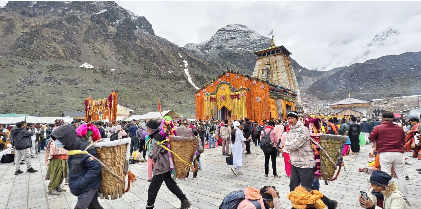 उत्तराखंड की पारंपरिक निर्माण शैली: आपदाओं में भी अडिग मंदिर और भवन