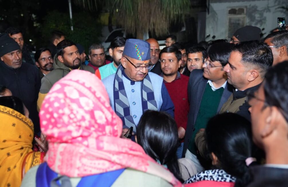 उपनल कर्मचारी महासंघ के पदाधिकारियों ने सैनिक कल्याण मंत्री गणेश जोशी से की मुलाकात