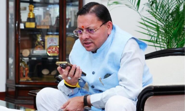 मुख्यमंत्री धामी ने उत्तराखंड बोर्ड परीक्षा के टॉपर्स से की फोन पर बात, दी शुभकामनाएं