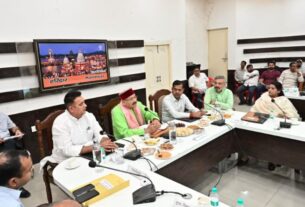 सभी जनप्रतिनिधि दृढ़ संकल्प के साथ कार्य करते हुए क्षेत्र के विकास के बने साक्षी- सतपाल महाराज