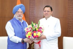 मुख्यमंत्री धामी ने केंद्रीय पेट्रोलियम एवं प्राकृतिक गैस मंत्री हरदीप सिंह पुरी से की मुलाकात