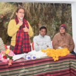 मंत्री रेखा आर्या ने जन मिलन कार्यक्रम में सुनीं ग्रामीणों की समस्याएं