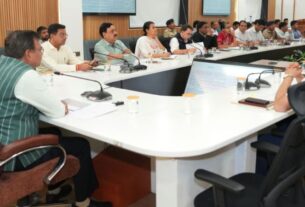 मुख्य सचिव आनन्द बर्द्धन ने कुम्भ मेला – 2027 की तैयारियों को लेकर ली बैठक