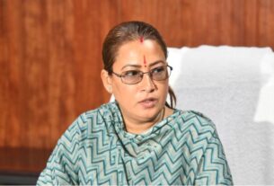 महिलाएं लेकर रहेगी अपना अधिकार- रेखा आर्या