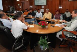 मुख्यमंत्री धामी ने ‘वन क्लिक’ से 7.56 लाख पेंशनर्स को जारी की धनराशि