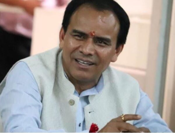 उच्च शिक्षा विभाग में किताबों का संकट दूर करेगी ई-लाइब्रेरी- डाॅ. धन सिंह रावत