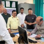 स्वास्थ्य मंत्री सुबोध उनियाल ने किया गरमपानी सामुदायिक स्वास्थ्य केंद्र का औचक निरीक्षण