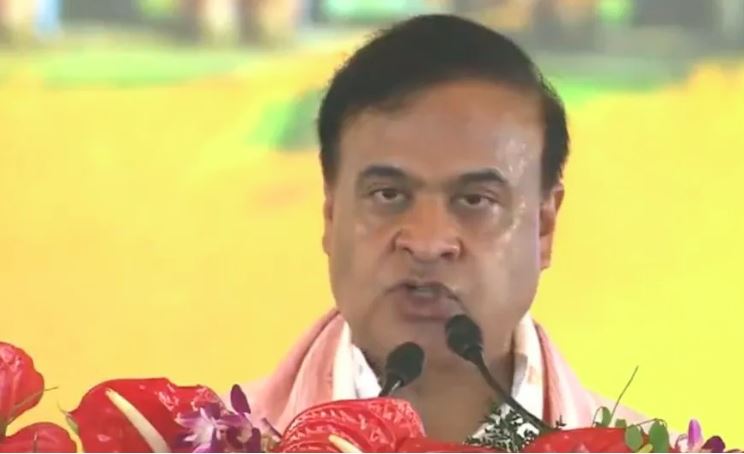 हिमंत बिस्वा सरमा दूसरी बार बने असम के मुख्यमंत्री, राज्यपाल ने दिलाई शपथ
