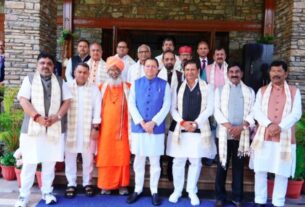 मुख्यमंत्री धामी से ओबीसी वेलफेयर पार्लियामेंट्री कमेटी के प्रतिनिधिमंडल ने की भेंट