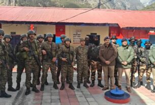 धाम की सुरक्षा सर्वोपरि- बद्रीनाथ में पुलिस व एटीएस द्वारा चलाया गया सघन चैकिंग अभियान