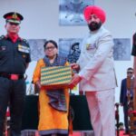 देश सदैव शहीदों के बलिदान और उनके परिवारों के योगदान का ऋणी रहेगा- राज्यपाल
